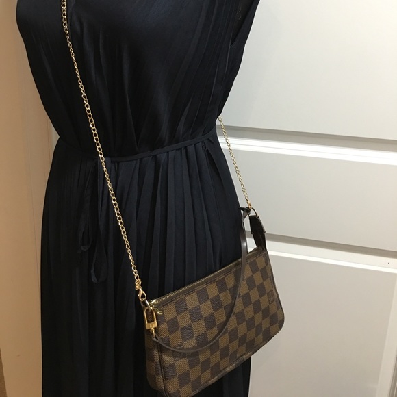 Handbags - Louis Vuitton Pochette Accessories DE